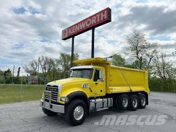 Mack GRANITE GU713 Camion benne