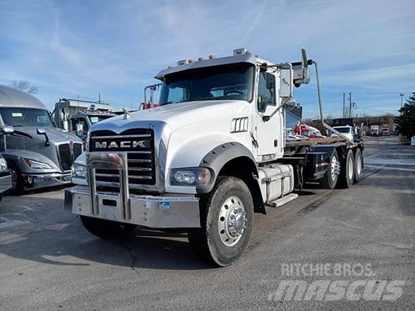 Mack GRANITE GU713 Camion poubelle