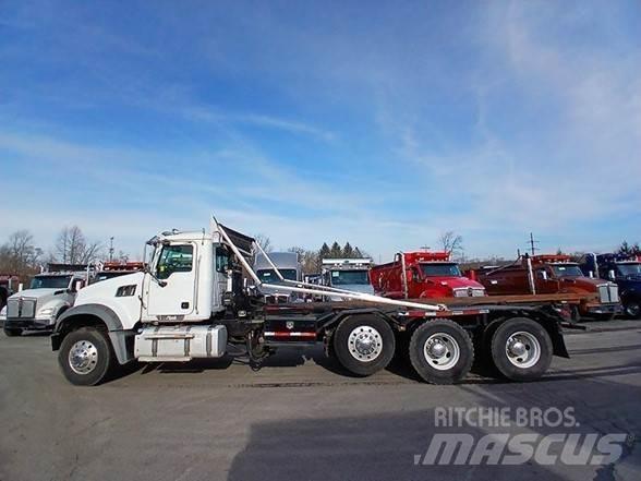Mack GRANITE GU713 Camion poubelle