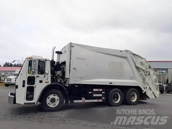 Mack LEU613 Camion poubelle