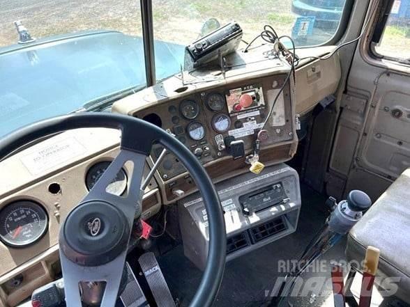 Mack RD686SX Camion poubelle