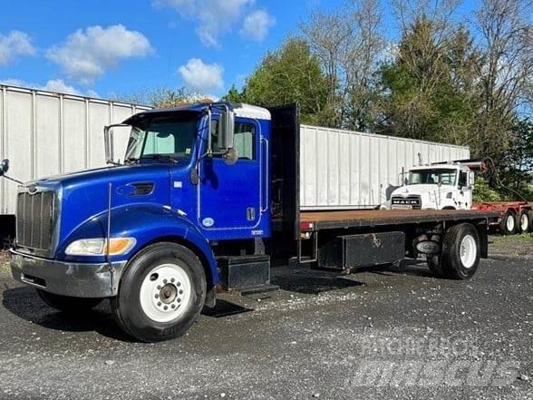 Peterbilt 330 Camion plateau