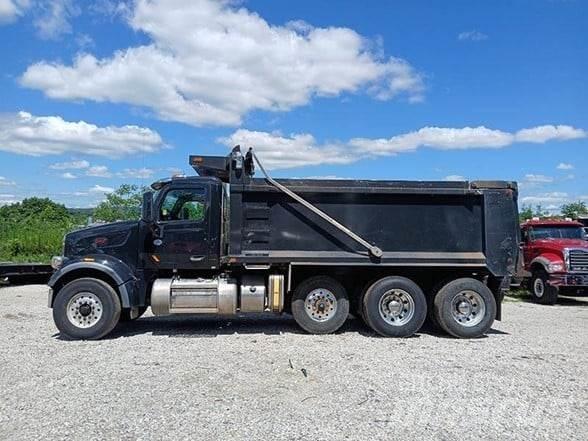 Peterbilt 567 Camion benne