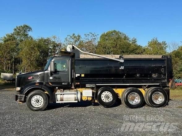 Peterbilt 567 Camion benne