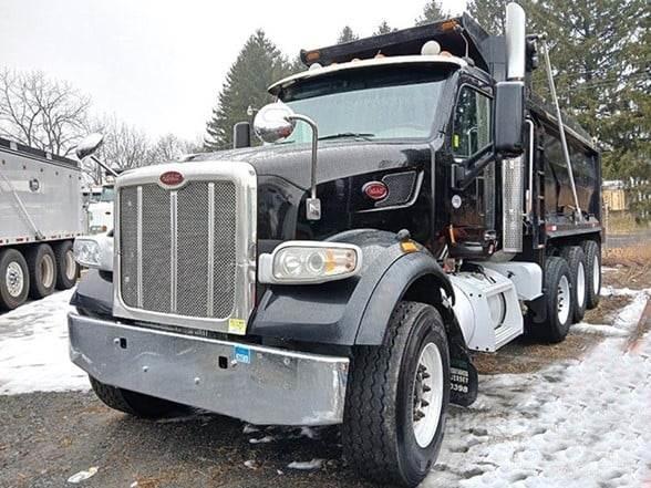 Peterbilt 567 Camion benne