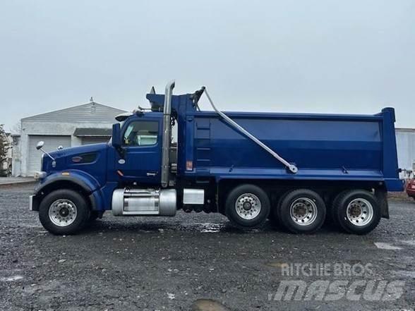 Peterbilt 567 Camion benne