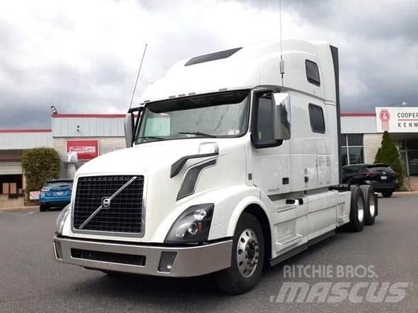 Volvo VNL64T780 Tracteur routier