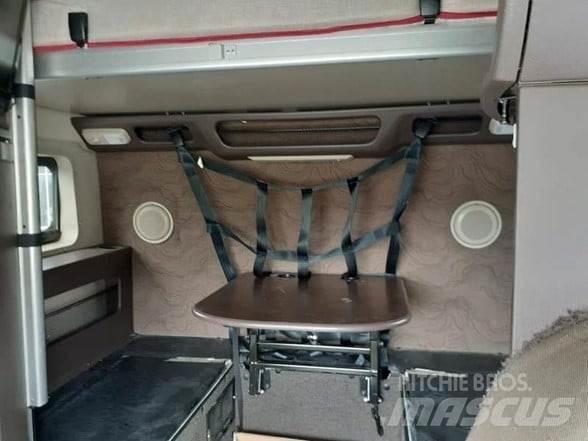 Volvo VNL64T780 Tracteur routier