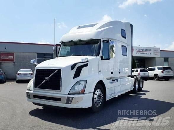 Volvo VNL64T780 Tracteur routier
