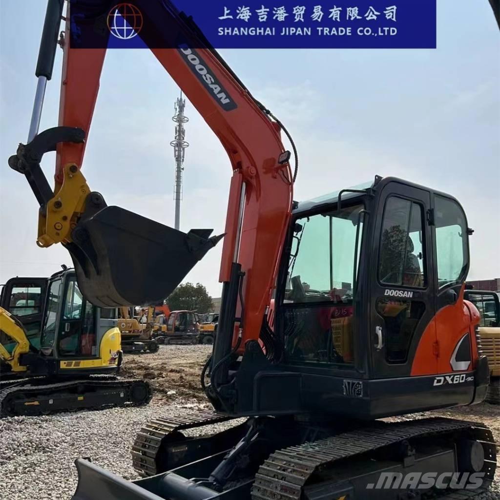 Doosan DX 60 Pelle sur chenilles