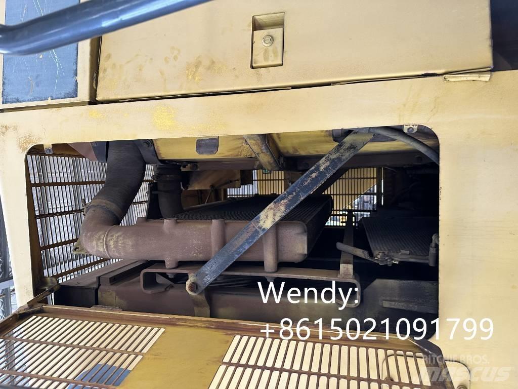 Komatsu WA 600-6 Chargeuse sur pneus