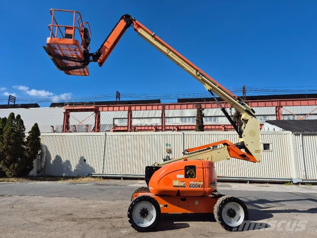 JLG 600 AJ Nacelles articulées