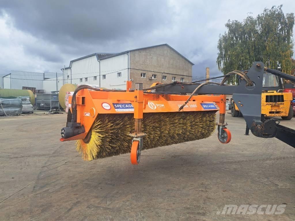 Pom Augustow T801/1 Balayeuse / Autolaveuse