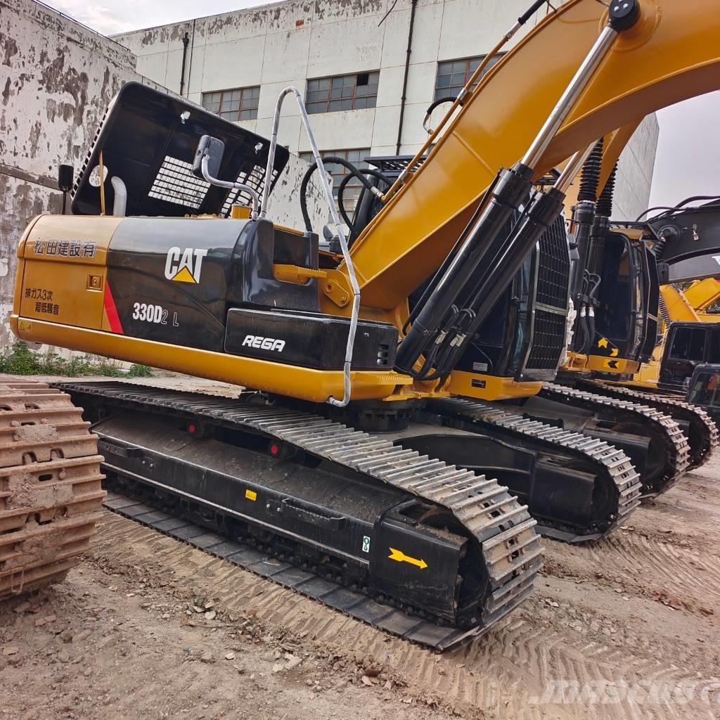 CAT 324 D2L Pelle sur chenilles