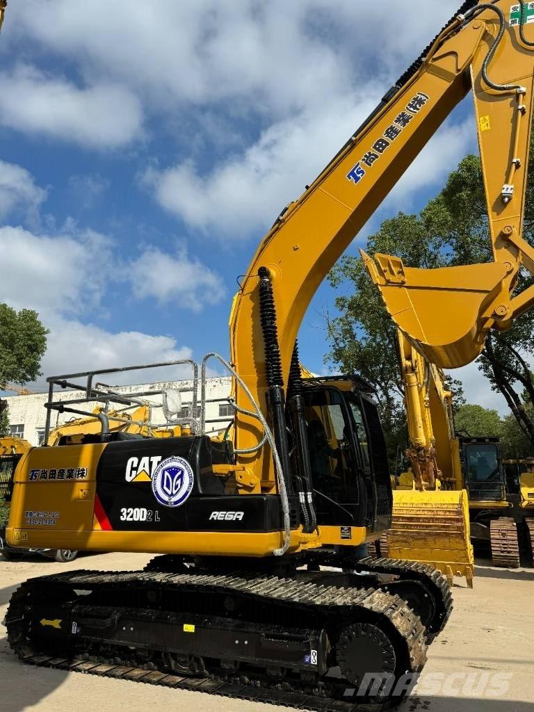 CAT CAT320D Pelle sur chenilles