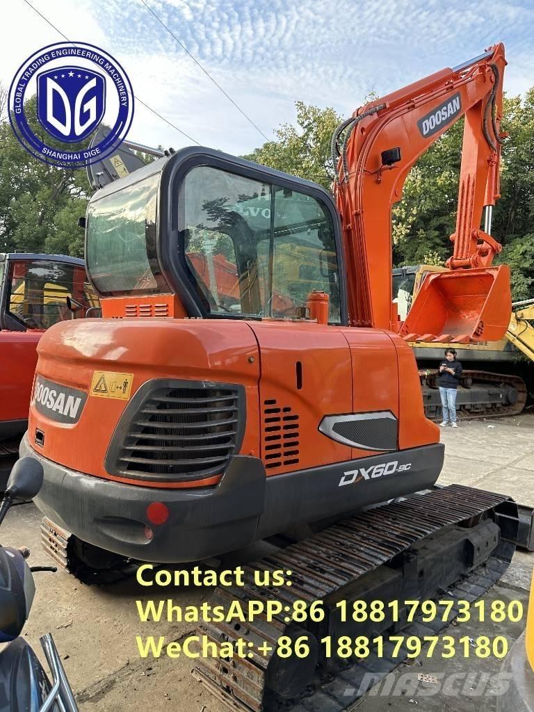 Doosan DX 60 Pelle sur chenilles