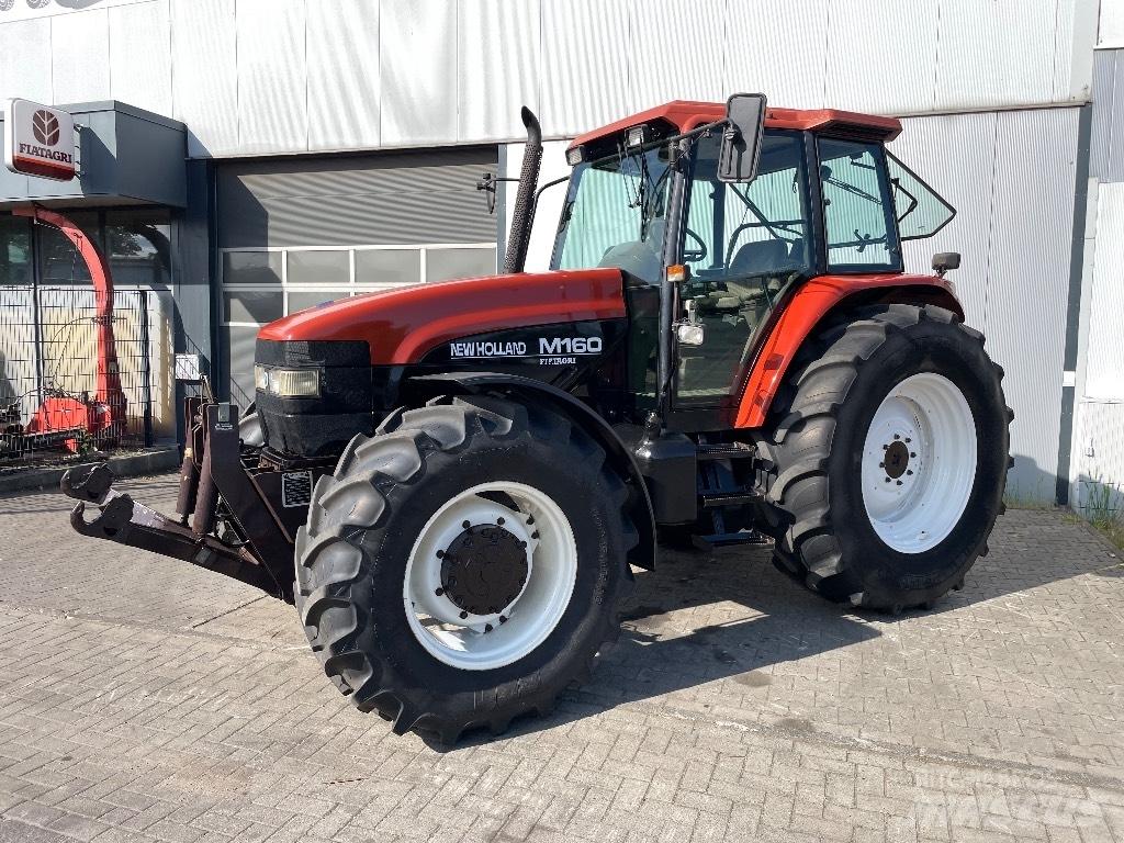 New Holland M 160 Tracteur