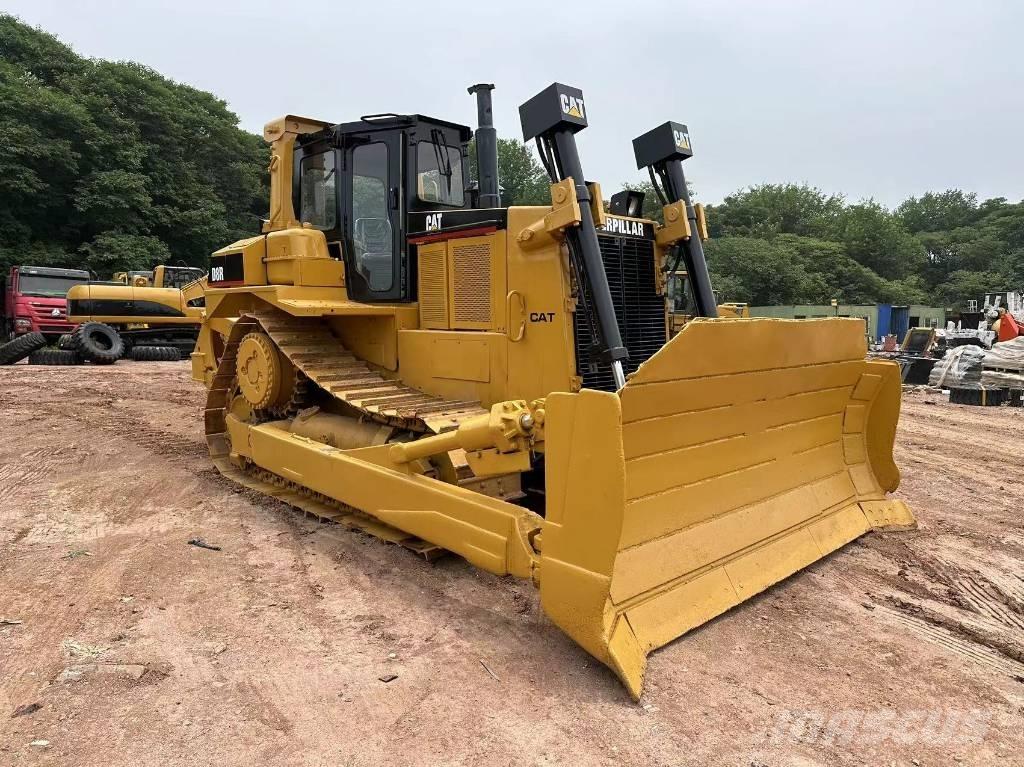 CAT D 8 R Bouteurs sur chenilles