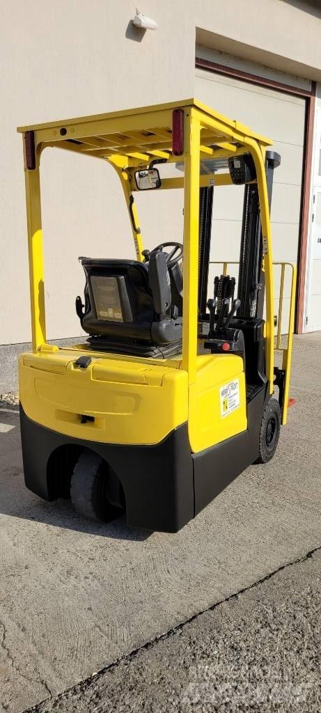 Hyster A 1.5 XNT Chariots élévateurs électriques