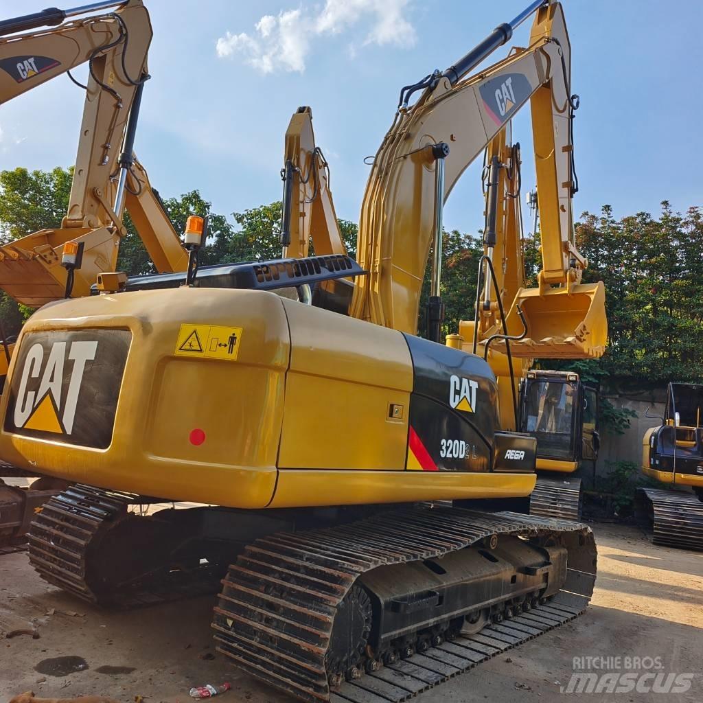 CAT 320D Pelle sur chenilles