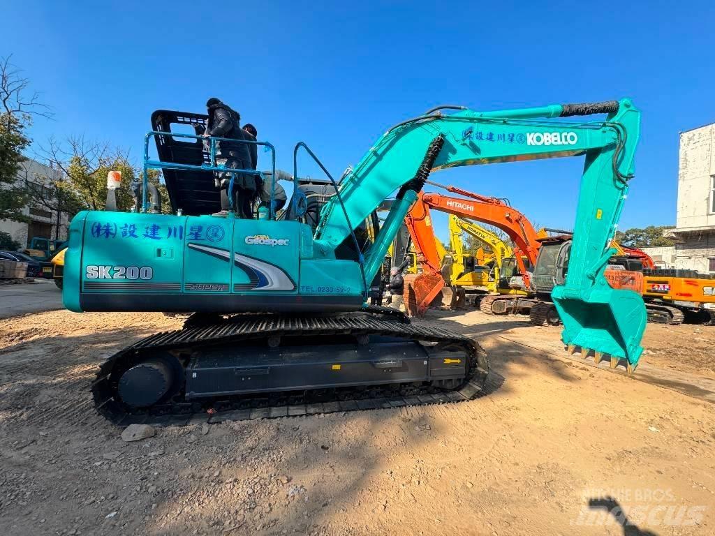 Kobelco SK 200-8 Pelle sur chenilles