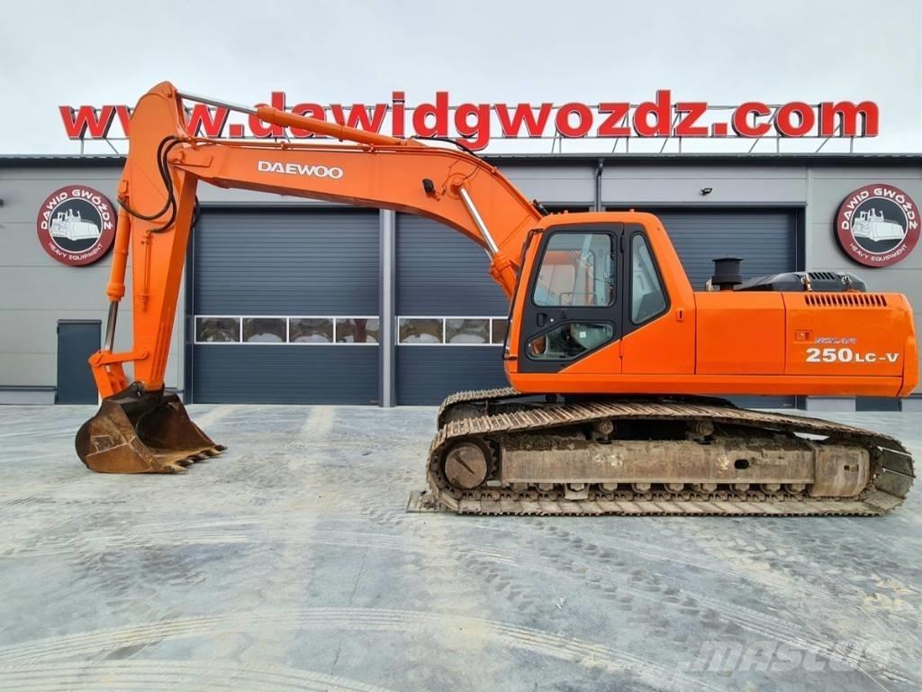 Daewoo SL 250LC-V Pelle sur chenilles