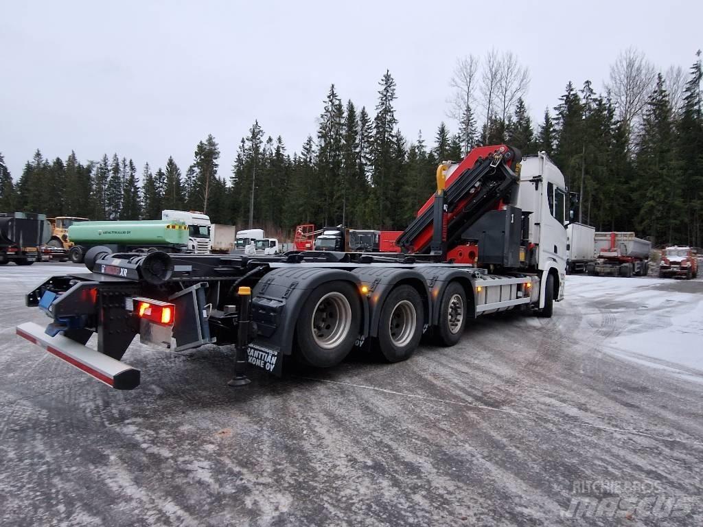 Scania R540 8x2 Camion ampliroll