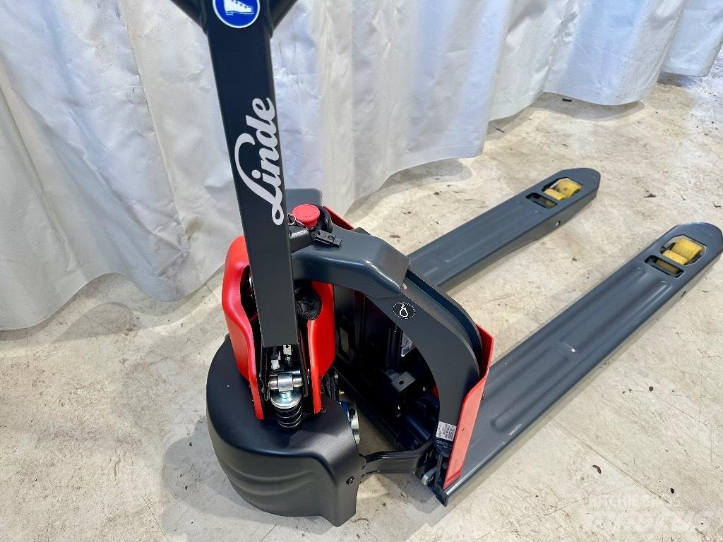 Linde MT 12 Transpalette accompagnant