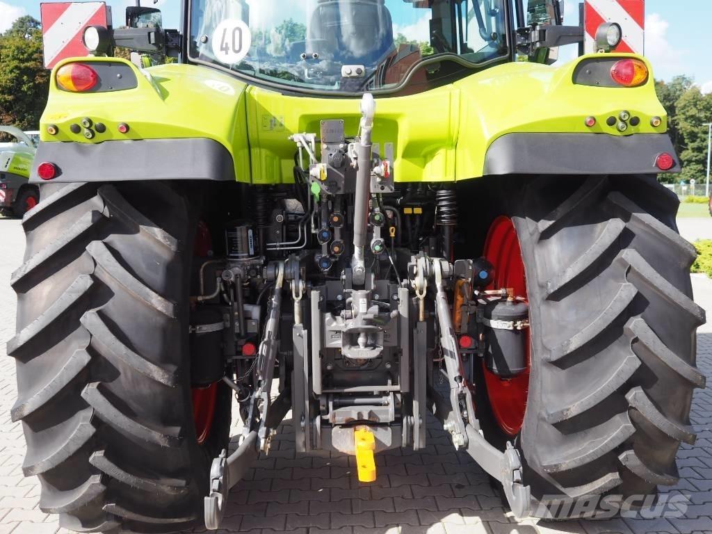 CLAAS Arion 610 CIS Tracteur