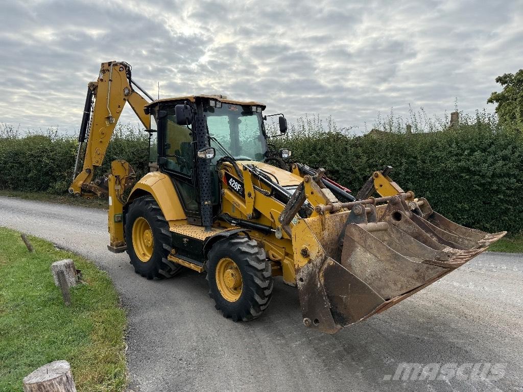 CAT 428 F Tractopelle