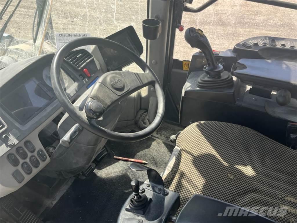 Komatsu WA470-7 Chargeuse sur pneus