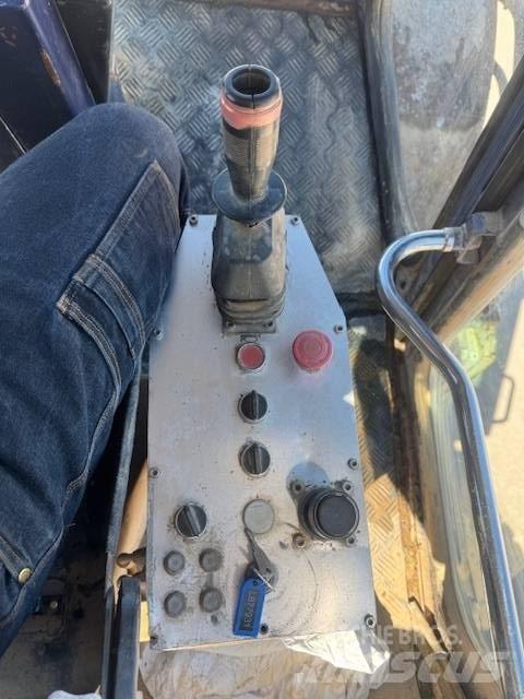  COMPACTOR MV 615 DT Compacteur de sol