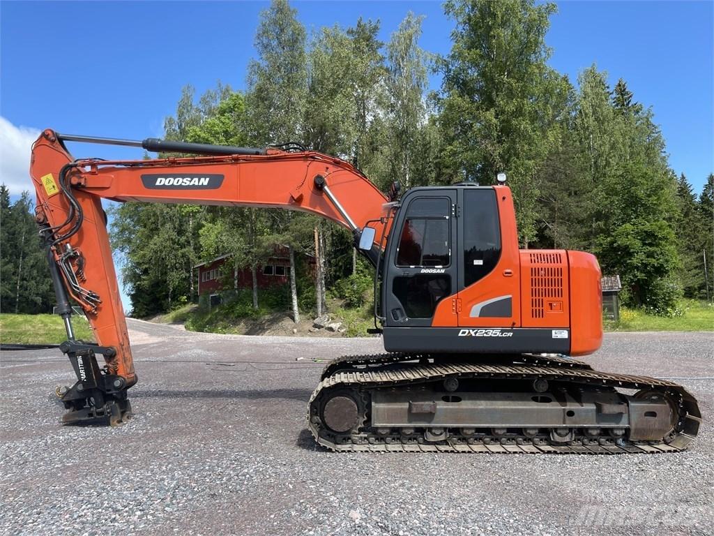 Doosan DX 235 LCR Pelle sur chenilles