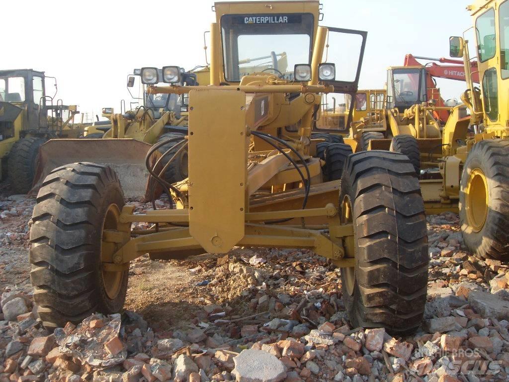 CAT 120 H Niveleuse