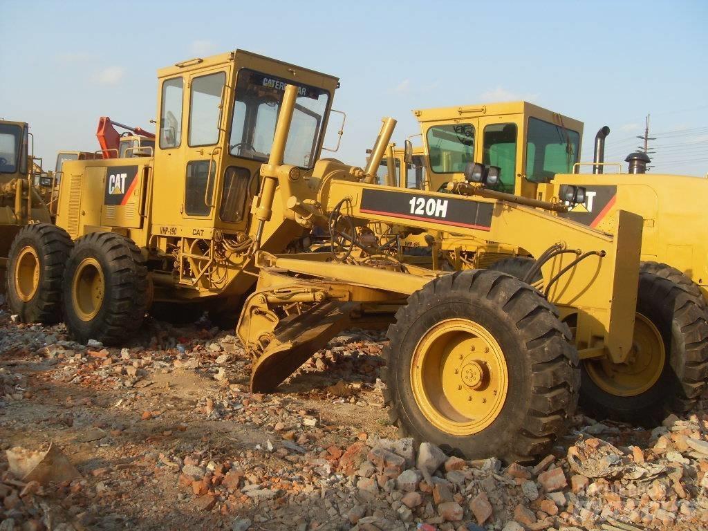 CAT 120 H Niveleuse