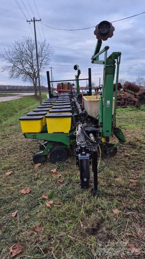 John Deere 1760 Planteuse