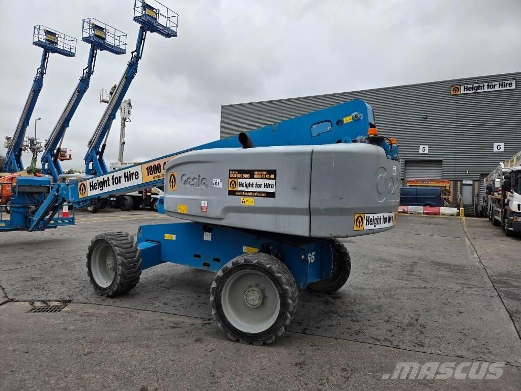 Genie S 65 Nacelles télescopiques
