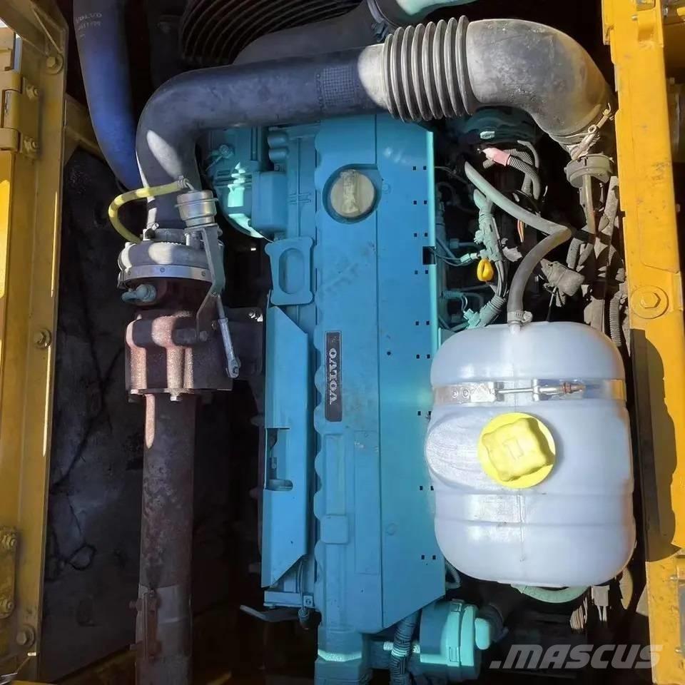 Volvo EC210B Pelle sur chenilles