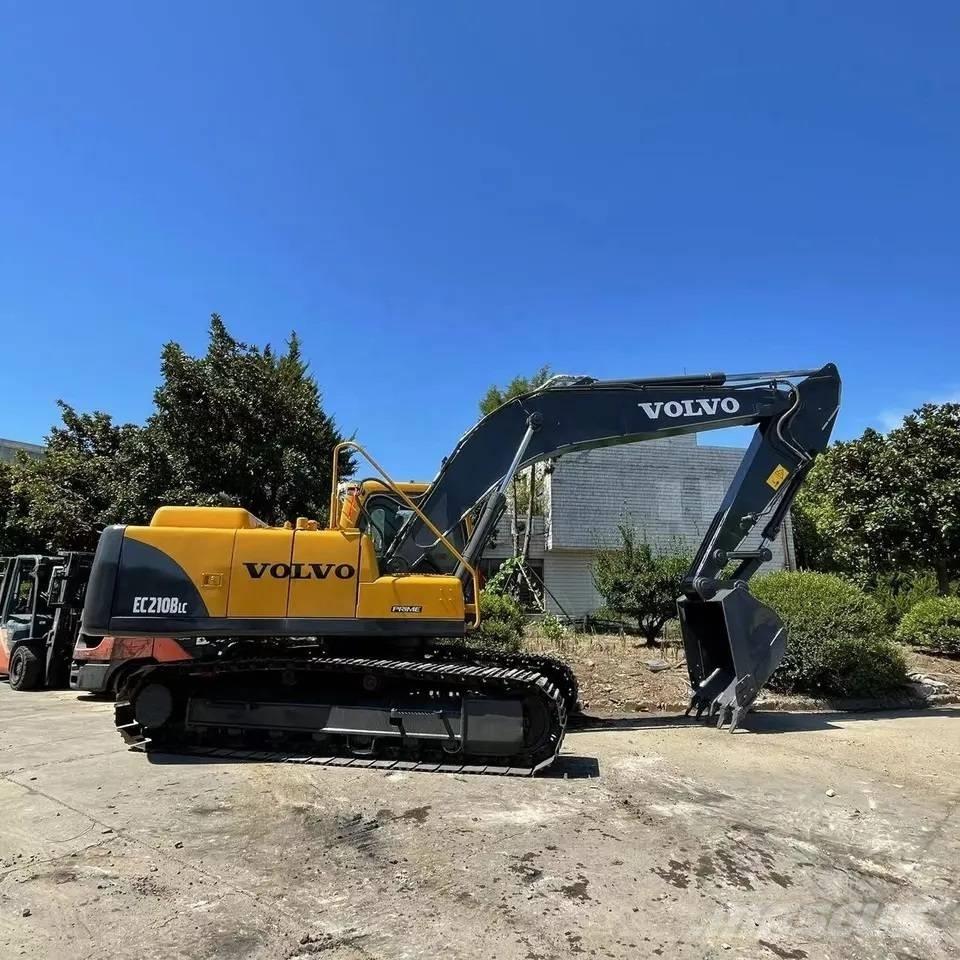 Volvo EC210B Pelle sur chenilles