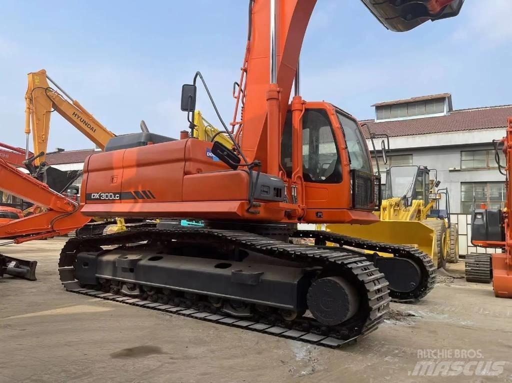 Doosan DX 300 LC Mini pelle < 7t