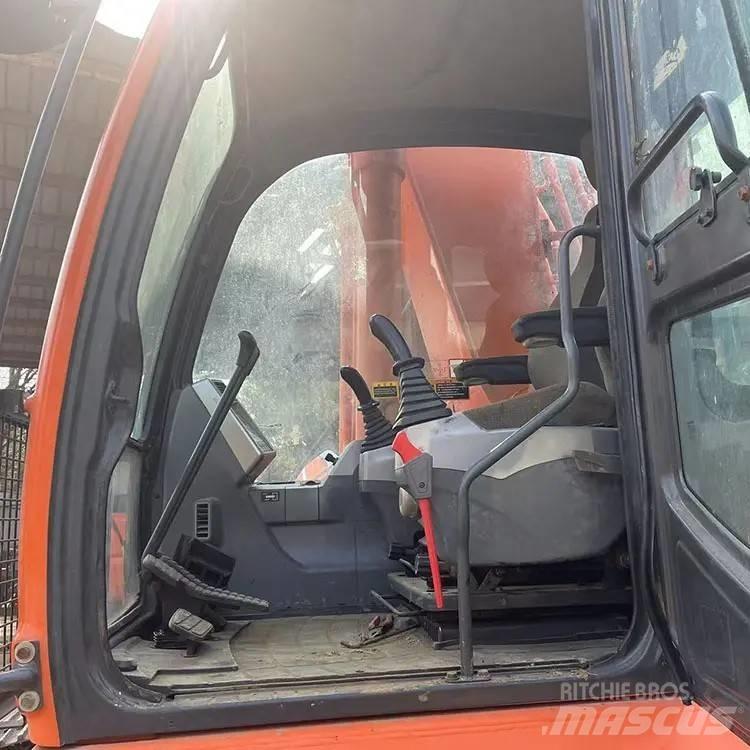 Doosan DX 300 LC Mini pelle < 7t