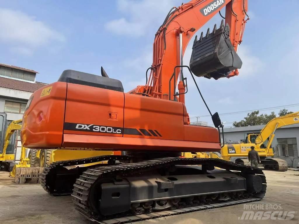 Doosan DX 300 LC Mini pelle < 7t
