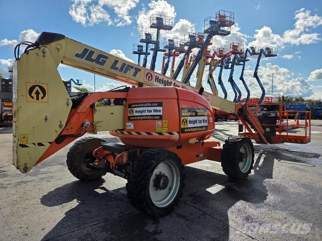 JLG 600 AJ Nacelles articulées
