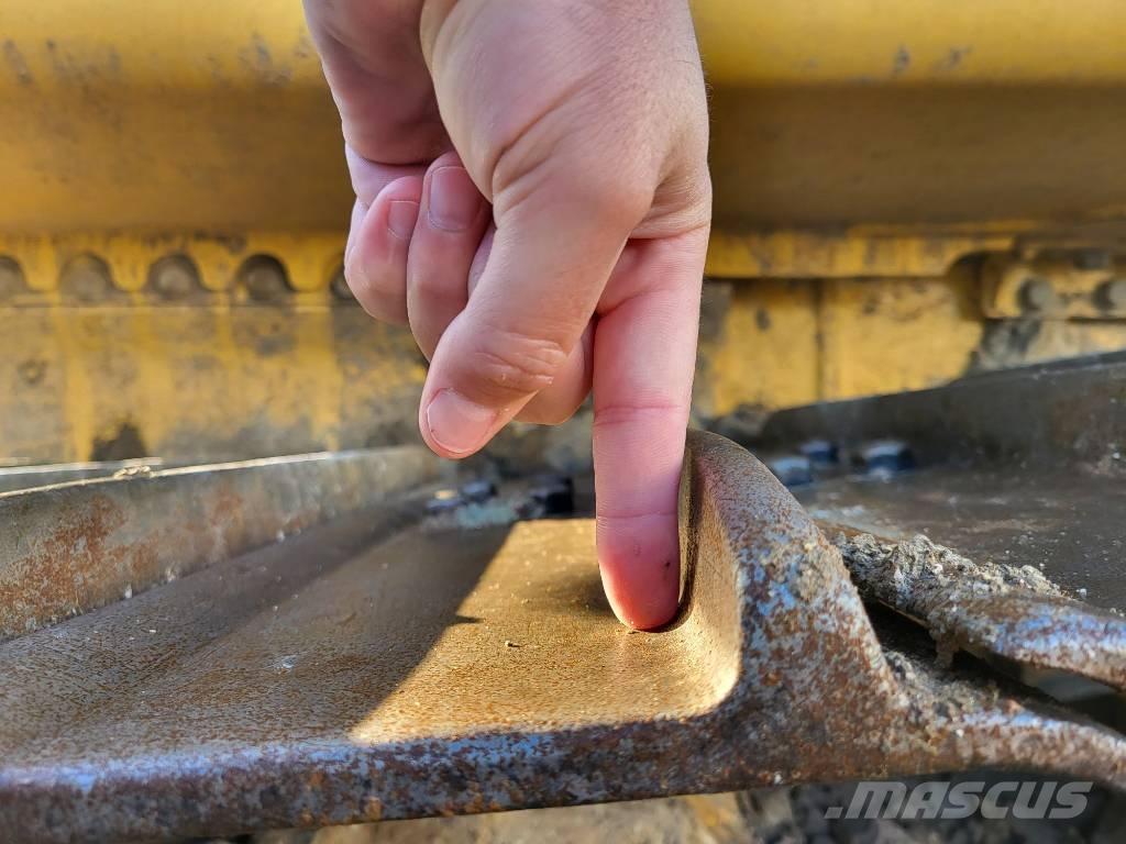 Komatsu D61PXi-24 Bouteurs sur chenilles