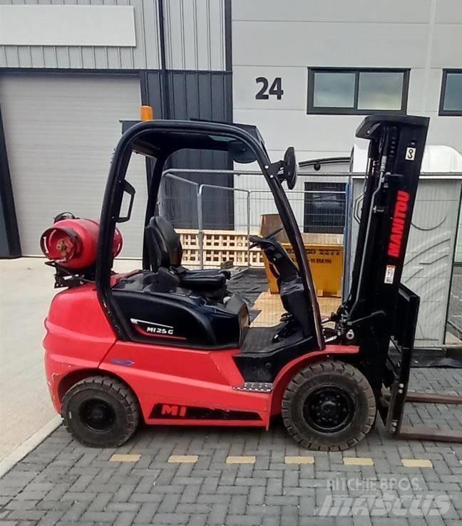 Manitou MI 25 G Chariots GPL