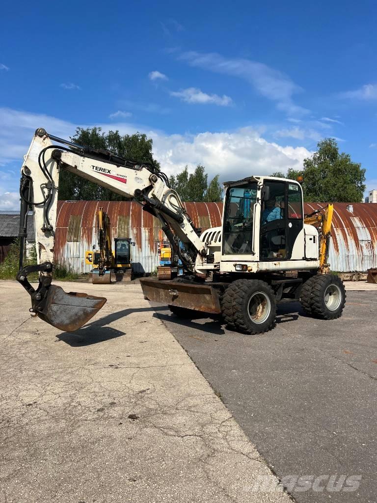 Terex HML 32 Pelle sur pneus