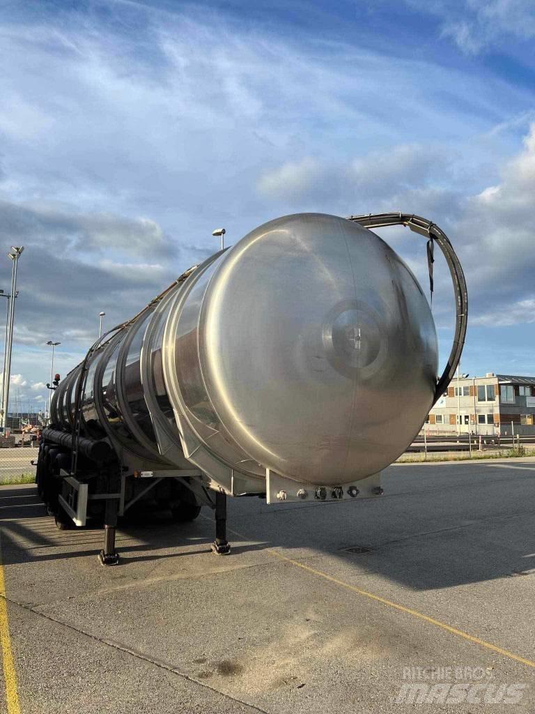 VM tarm tanktrailer Semi remorque citerne