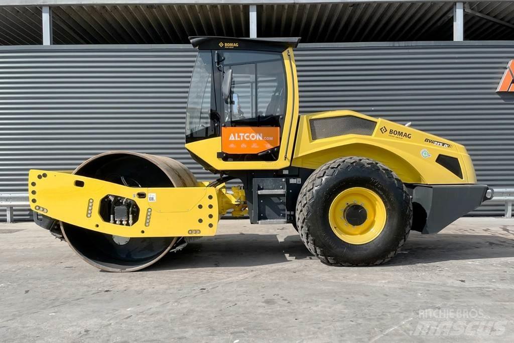 Bomag BW 213 D-5 Rouleaux monocylindre