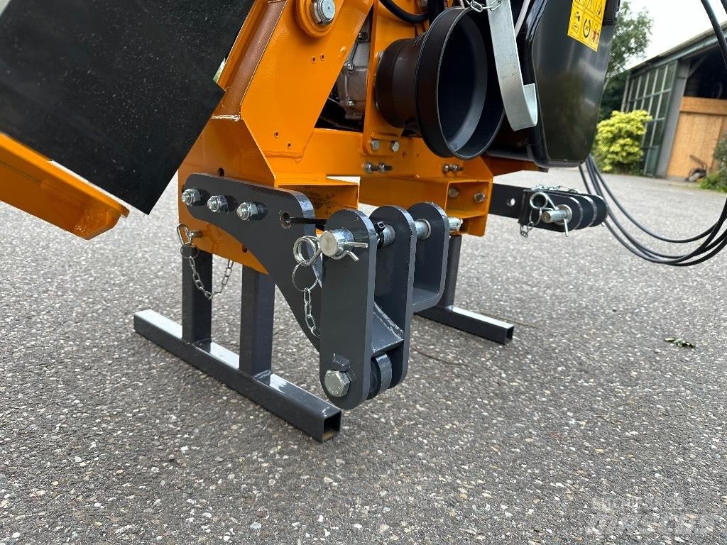 Ferri T320A Broyeur / Gyrobroyeur / Epareuse