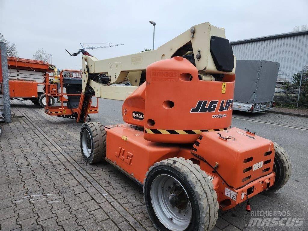 JLG M 450 AJ Nacelles articulées